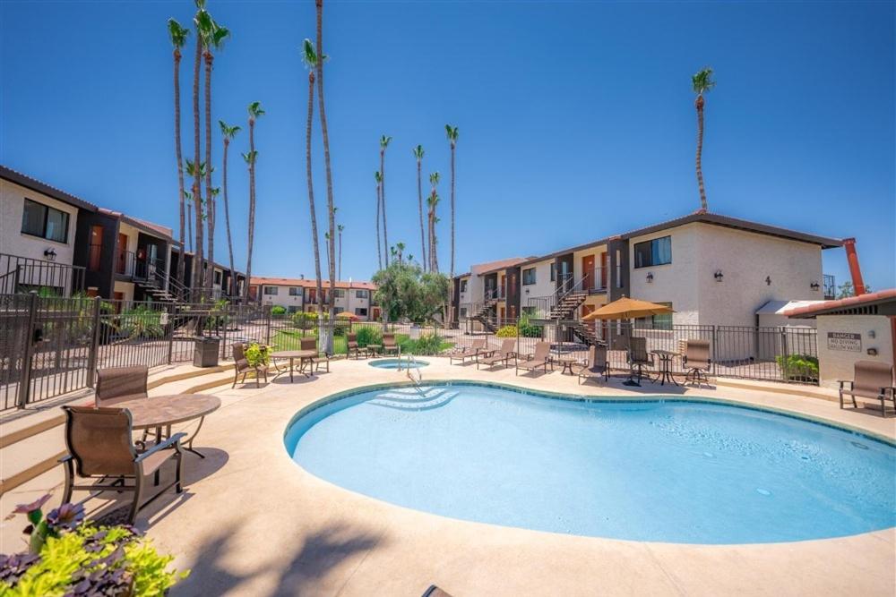 Apartment 113-fully Furnished 1br Suite-prime Location
