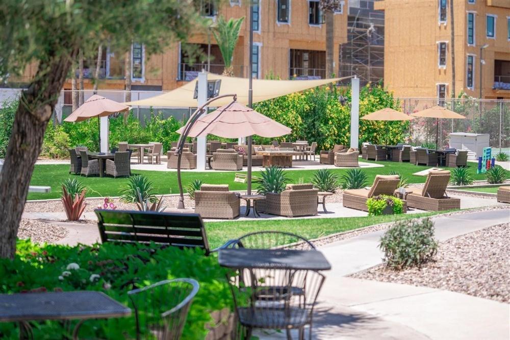 113-fully Furnished 1br Suite-prime Location Apartment Scottsdale