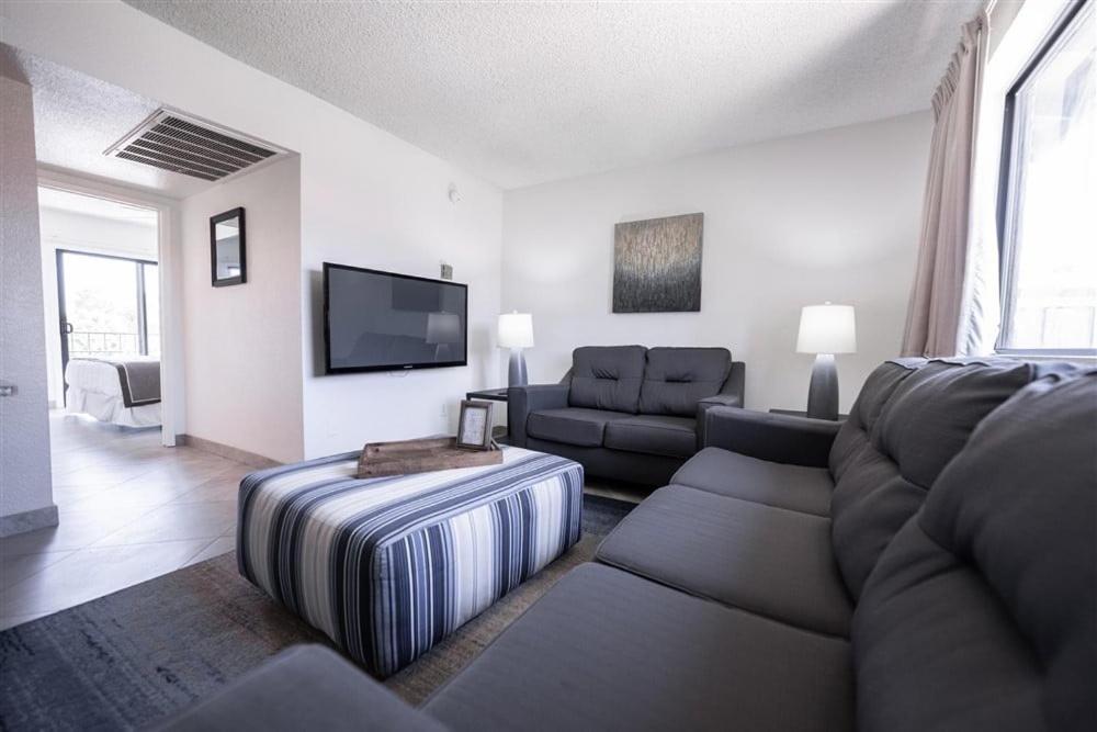 113-fully Furnished 1br Suite-prime Location Scottsdale